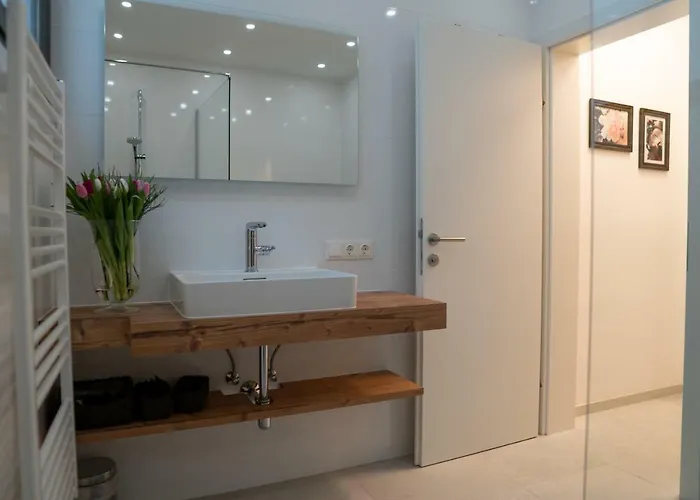 Traditionell-modernes Haus In Hoetting Vakantiehuis